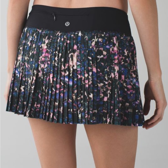 Lululemon Athletica Black Mini Skater Skirt - Picture 8 of 8